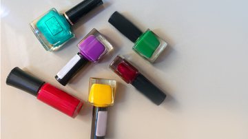 Deixe suas unhas ainda mais belas com essas opções de cores incríveis. - (Imagem: DIPIKA MAHATA / iStock)