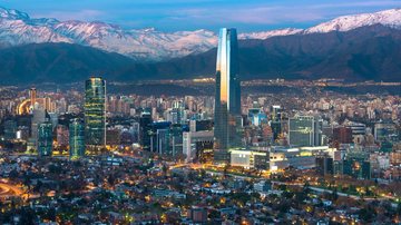 Essas dicas vão ajudar você a aproveitar a capital do Chile. - (tifonimages / iStock)