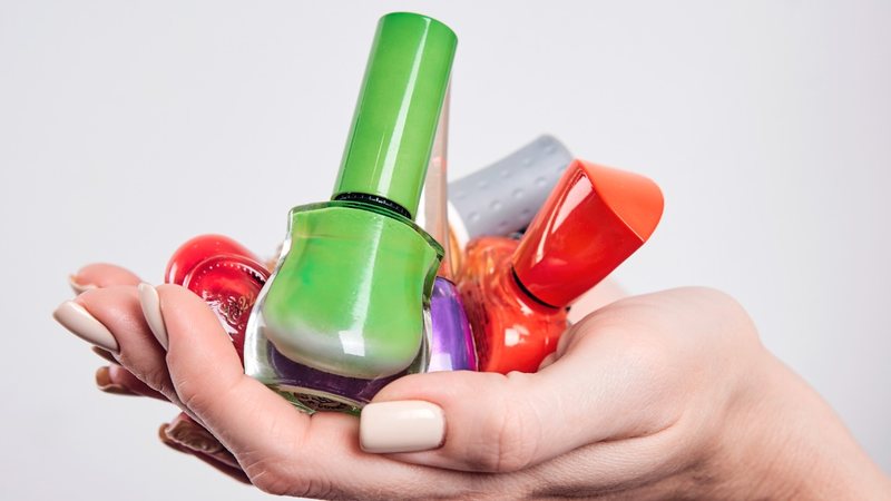 Muitas empresas do país produzem cosméticos de qualidade. - Imagem: AvGusT174/iStock