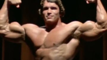 VEJA: filho de Arnold Schwarzenegger impressiona com semelhança com o pai - Imagem: reprodução redes sociais