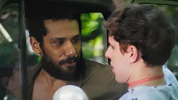 Os personagens Kelvin (Diego Martins) e Ramiro (Amaury Lorenzo) - Foto: Reprodução/TV Globo