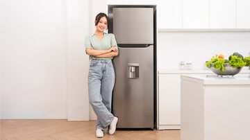 Do armazenamento maior à inteligência artificial, hoje, as geladeiras contam com diferentes artifícios para facilitar nossa vida. - Imagem: Tran Van Quyet/iStock