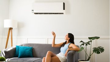 Com essas dicas infalíveis de como escolher ar condicionado, você vai dar um chega para lá no calor. - (Imagem: Antonio_Diaz / iStock)