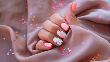 Essas opções de nail art vão deixar você impressionada! - (Imagem: Irina Tiumentseva / iStock)