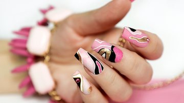 Encontre fotos para se inspirar e decorar as suas unhas. - (Imagem: marigo20 / iStock)