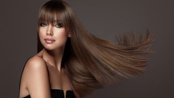 Esses produtos podem elevar os cuidados com os seus cabelos lisos. - (Sofia Zhuravets / iStock)