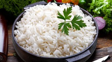 O arroz é uma delícia de diferentes maneiras. - Imagem: RibeiroRocha/iStock