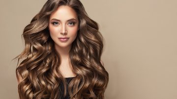 Confira essas dicas e produtos que prometem deixar o seu cabelo longo e saudável. - Sofia Zhuravets / istock