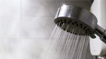 Saiba métodos para tirar o ar do chuveiro. - (Tanut Nitkumhan / iStock)