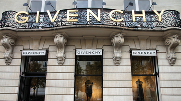 Os perfumes femininos da Givenchy que você precisa conhecer. - tupungato / istock
