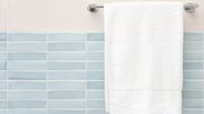 Descubra o tempo necessário para trocar toalhas de banho na sua casa. - didecs / istock