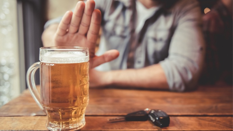 Bebidas alcoólicas representam risco à saúde.