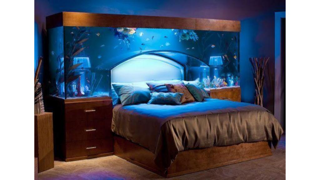 aquário como cabeceira de cama